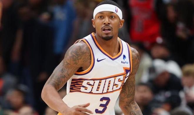 关于篮网B队血洗火箭，布拉德利绝境逆转的信息