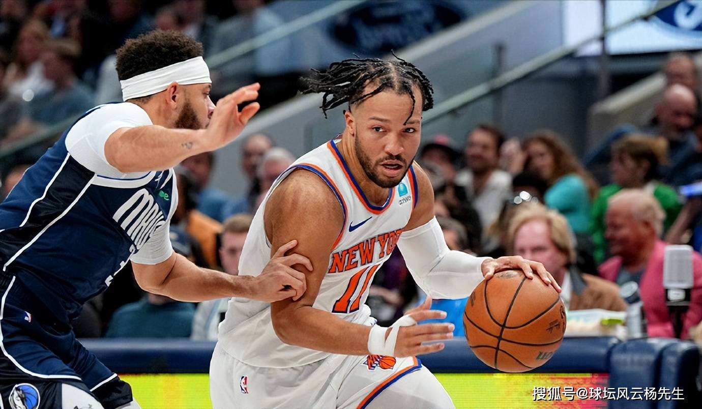 关于尼克斯不敌独行侠，雷吉-巴洛克22分的信息