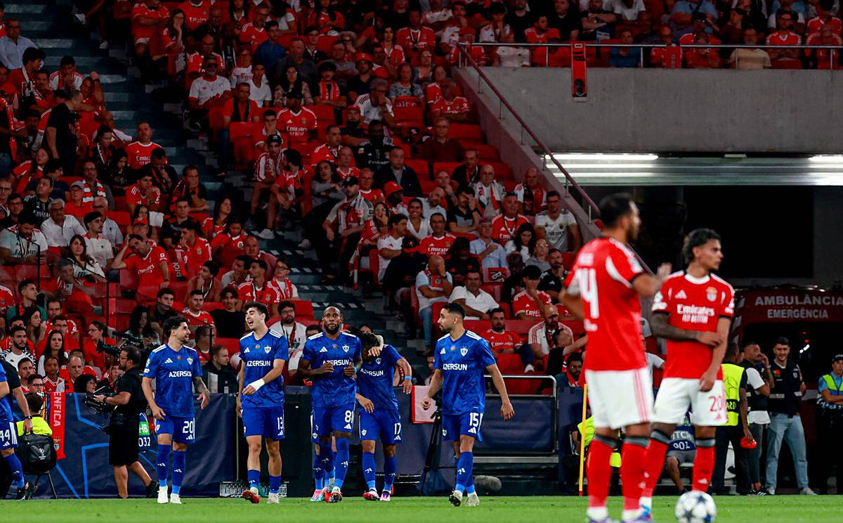 九游体育-切尔西主场惜败，争冠形势堪忧