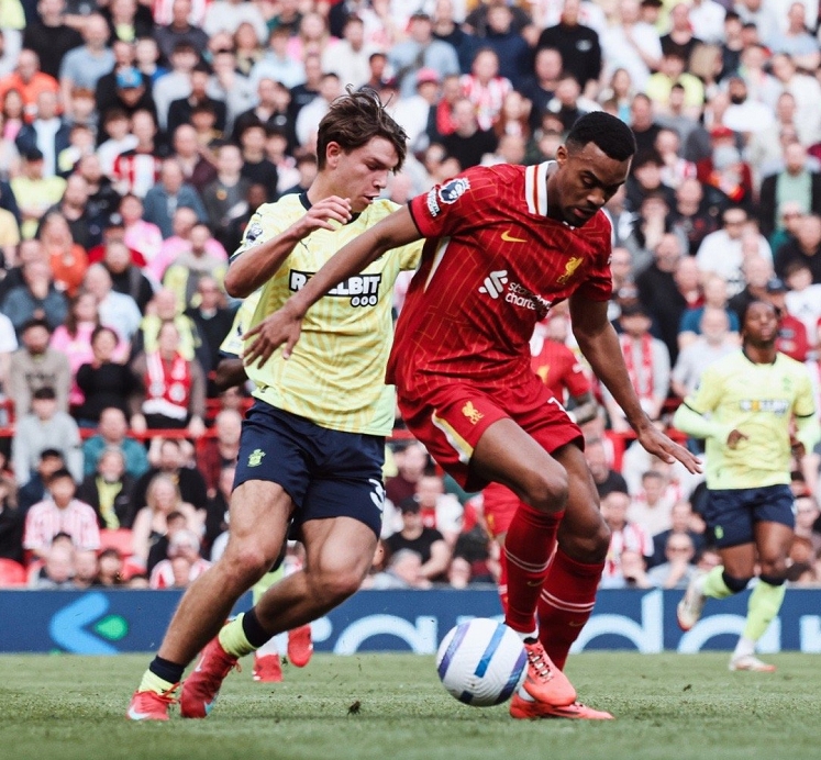 关于利物浦客场逆转南安普顿，继续保持不败的信息