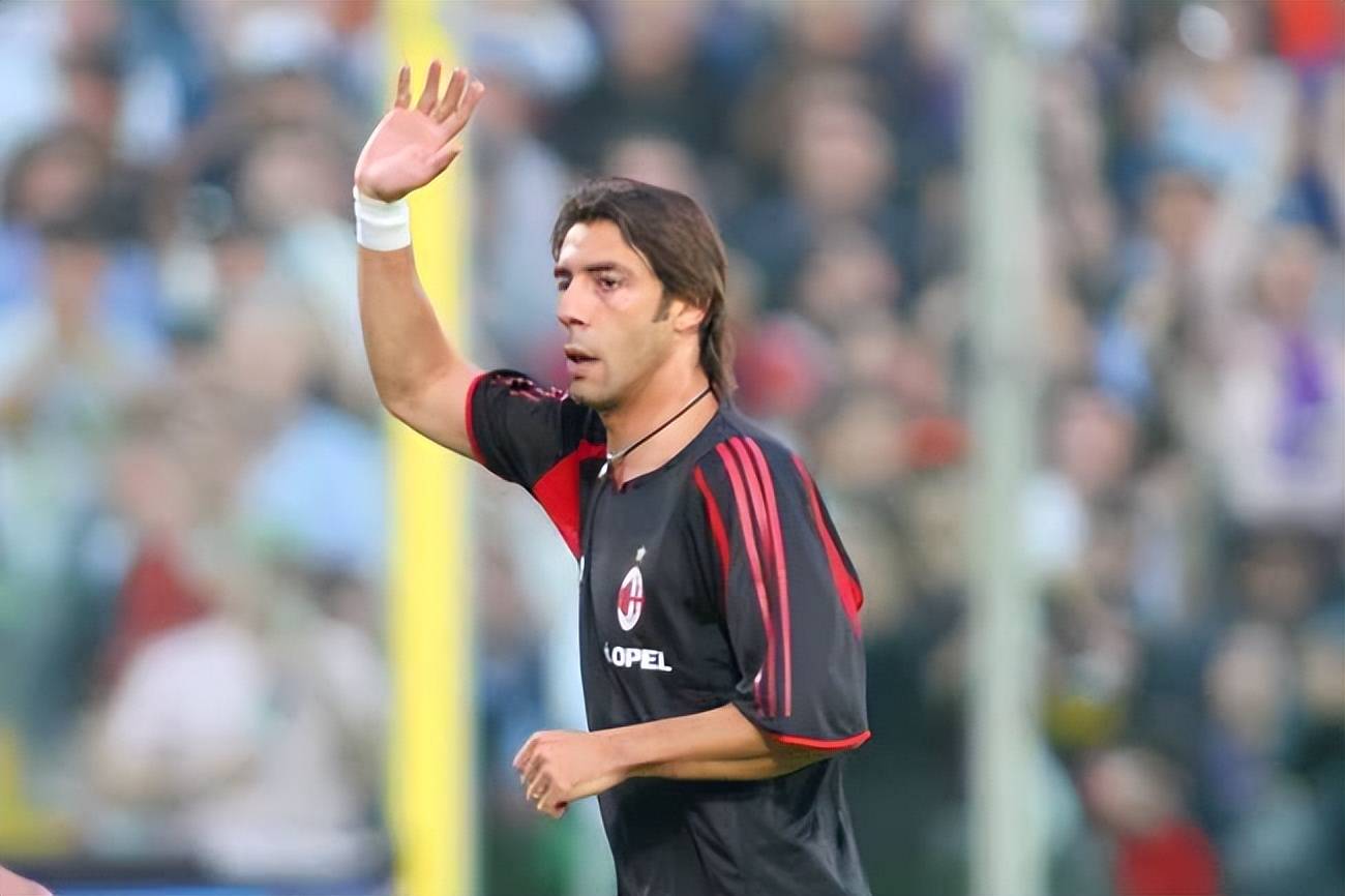 九游官网-AC米兰客场逼平切沃，向胜利迈进的简单介绍