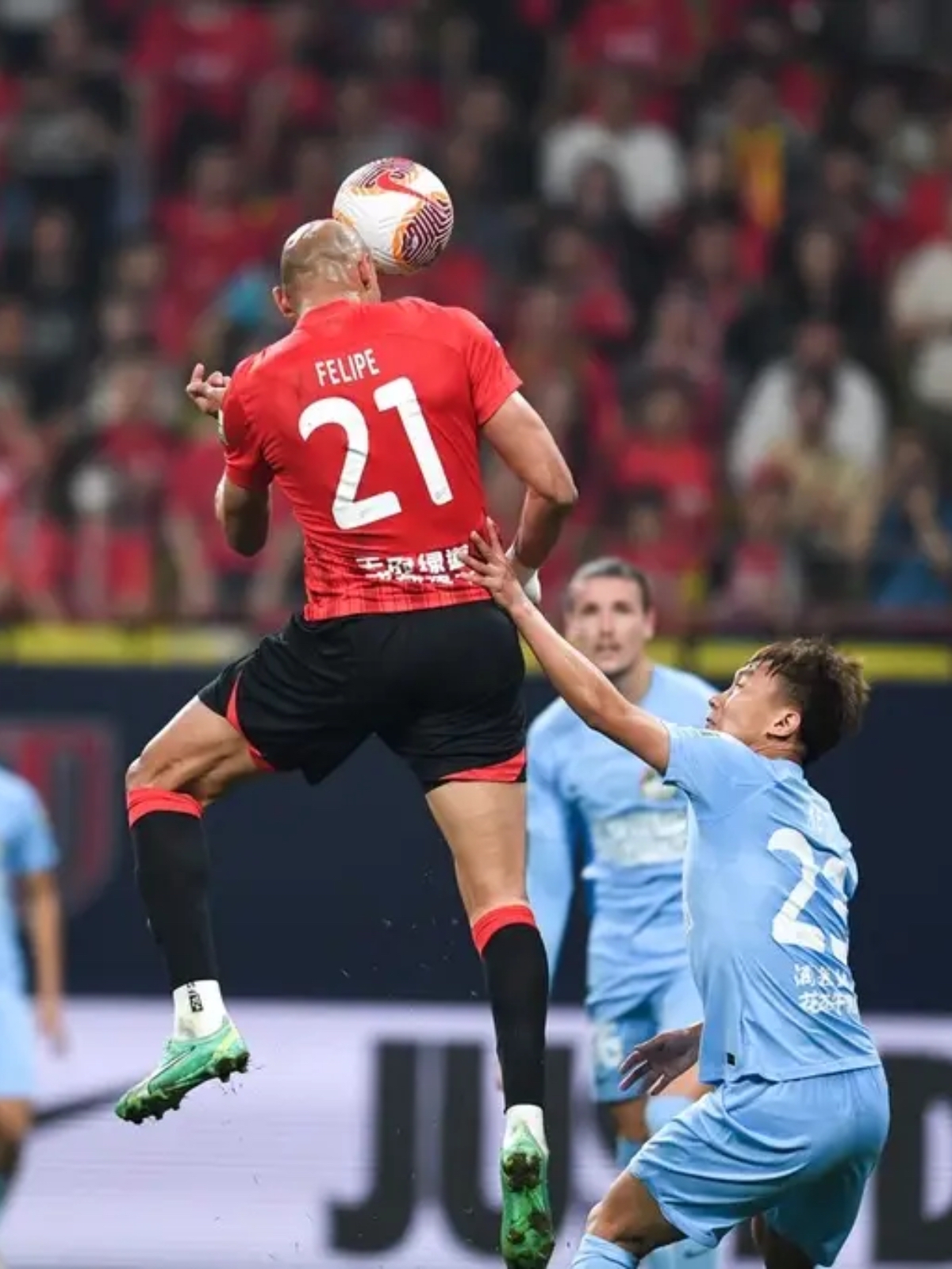 小球队奇迹发生，击败豪门球队