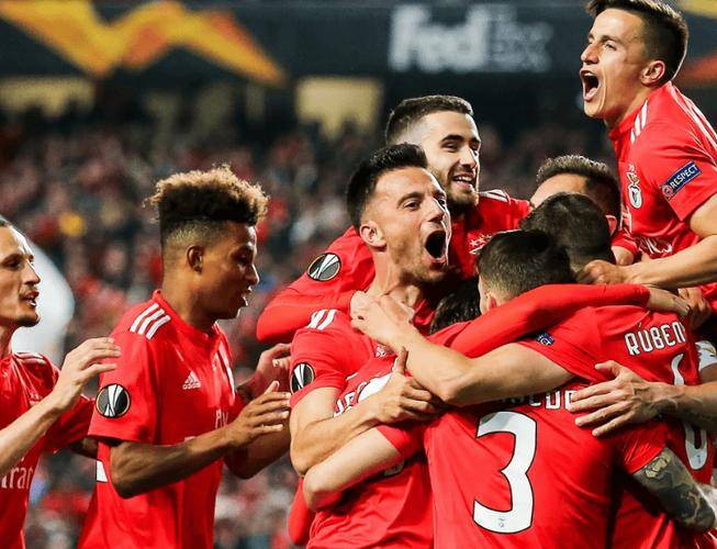 关于斯特拉斯堡战胜对手，士气高涨的信息