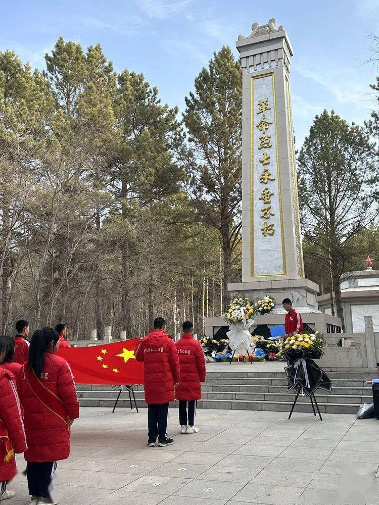 九游中国-经过数月激烈训练,决斗时刻的青年英雄终现真身的简单介绍