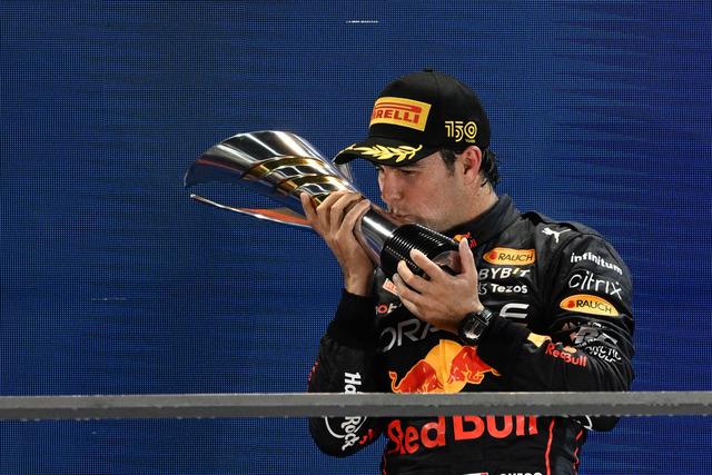 九游体育-关于红牛车队险胜索伯车队，佩雷兹点燃赛场的信息