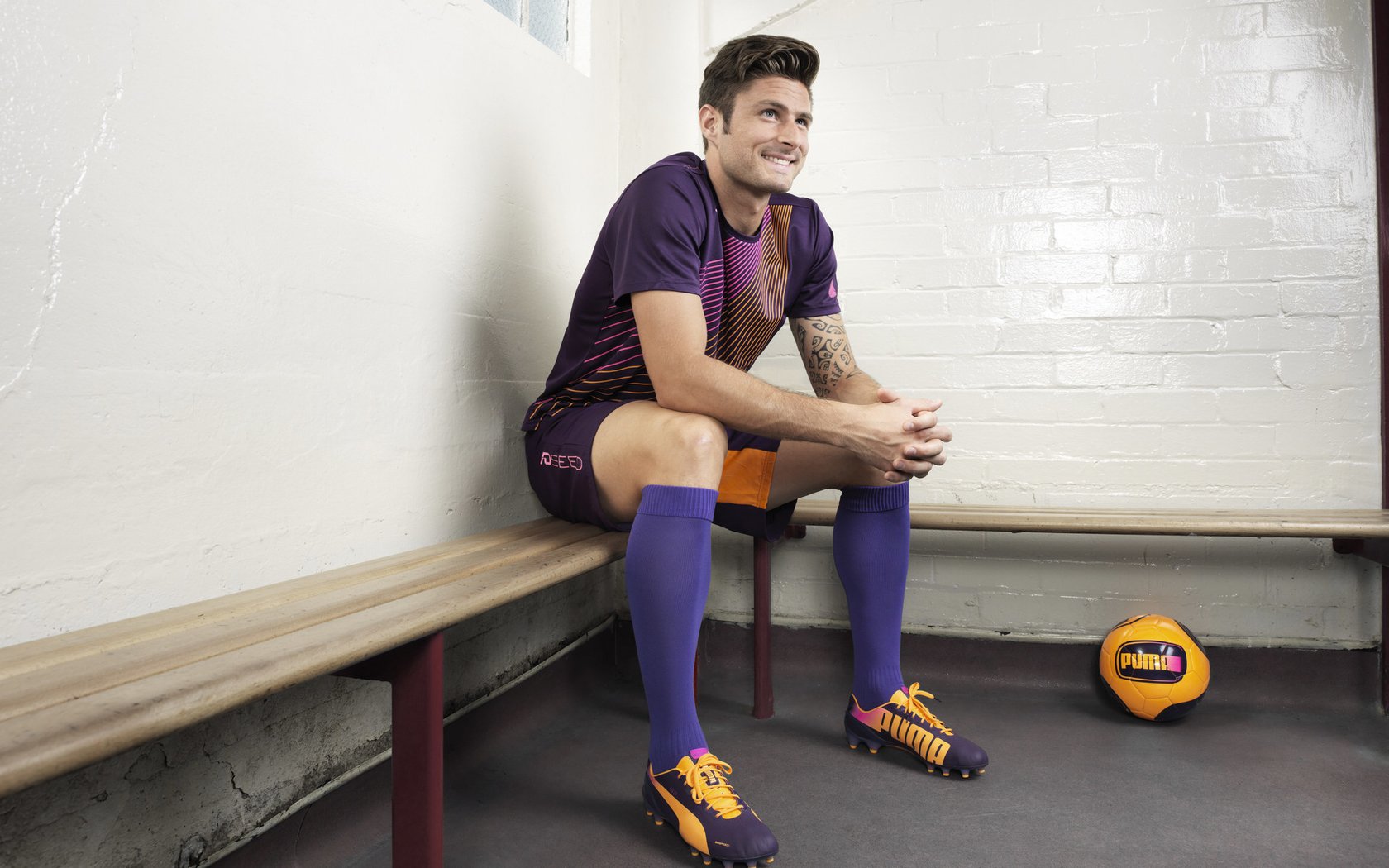 欧冠决赛之夜，李刚仁末节接管比赛