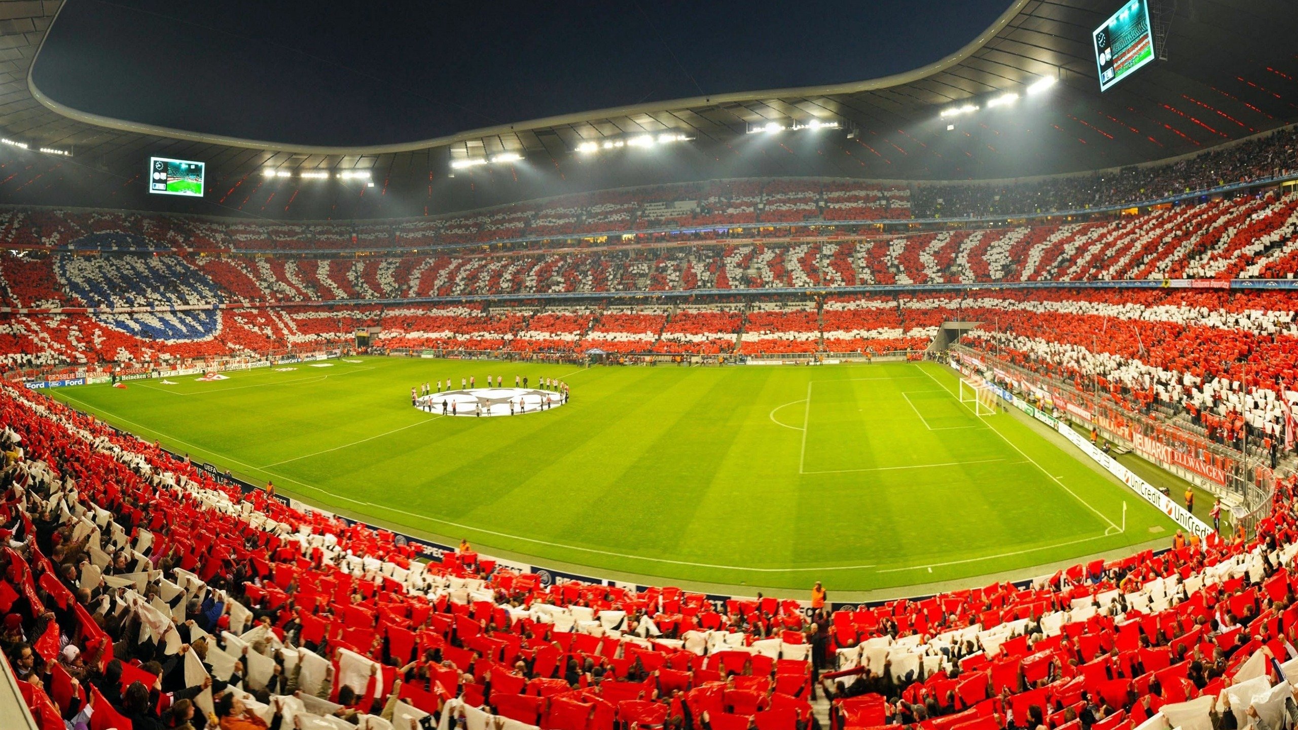 九游娱乐网站-当东方闪电划破加泰罗尼亚夜空，黄喜灿的欧冠时刻与拉齐奥的逆袭诗篇